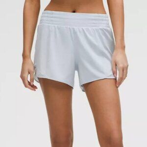 Lululemon Hotty Hot High-Rise Lined Short 4", Size 4